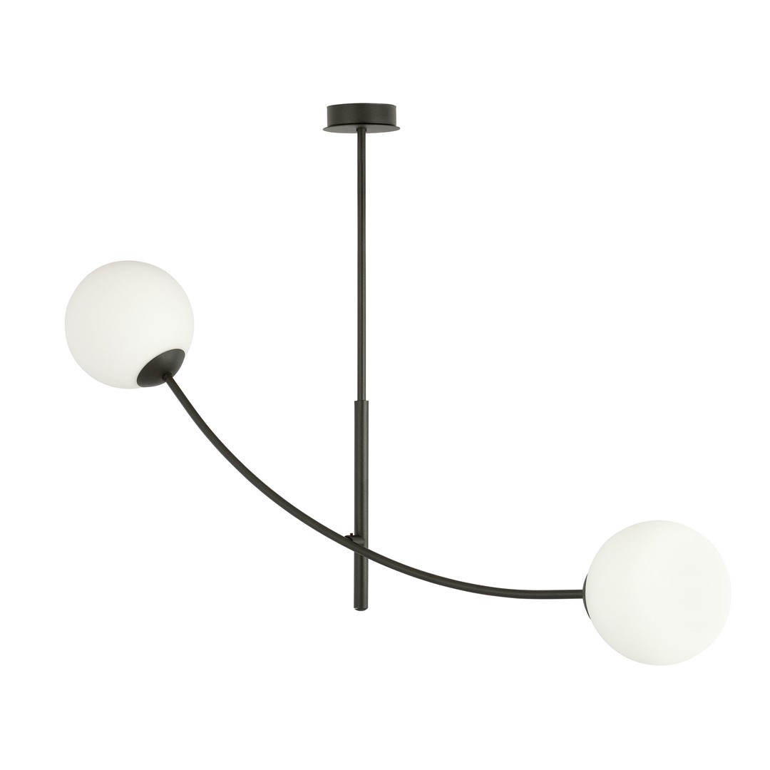 Hunter 83cm Zwart en wit hanglamp Van Emibig Lighting - De lamp komt bijzonder goed tot zijn recht boven een tafel of aanrecht, waar hij een unieke en uitnodigende sfeer cre&euml;ert.