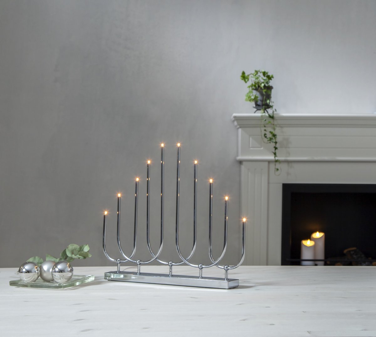 Novum Chroom Van Star Trading - Novum straalt prachtig en verspreidt een heerlijke kerstsfeer.