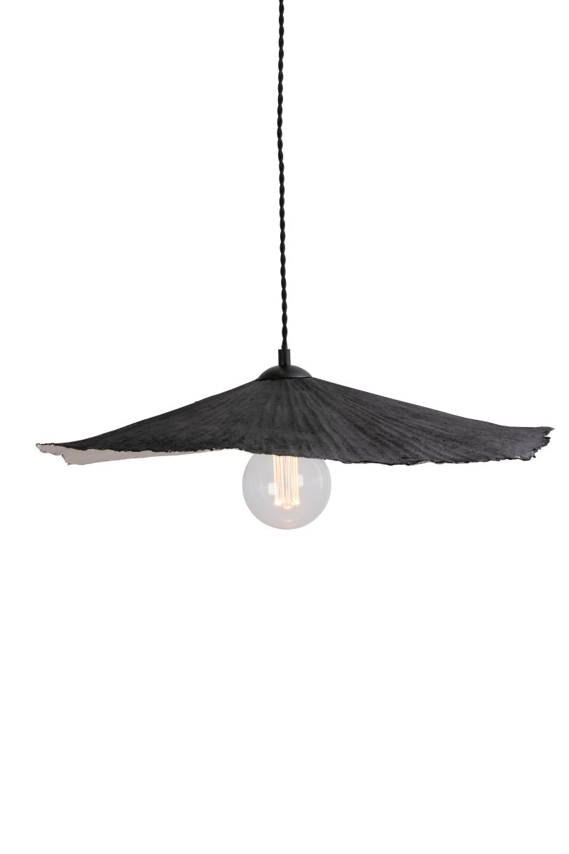 Tropez Ø60 Zwart hanglamp Van Globen Lighting - Deze lamp is handgemaakt van papier, wat betekent dat de vorm kan afwijken van onze productafbeeldingen.
