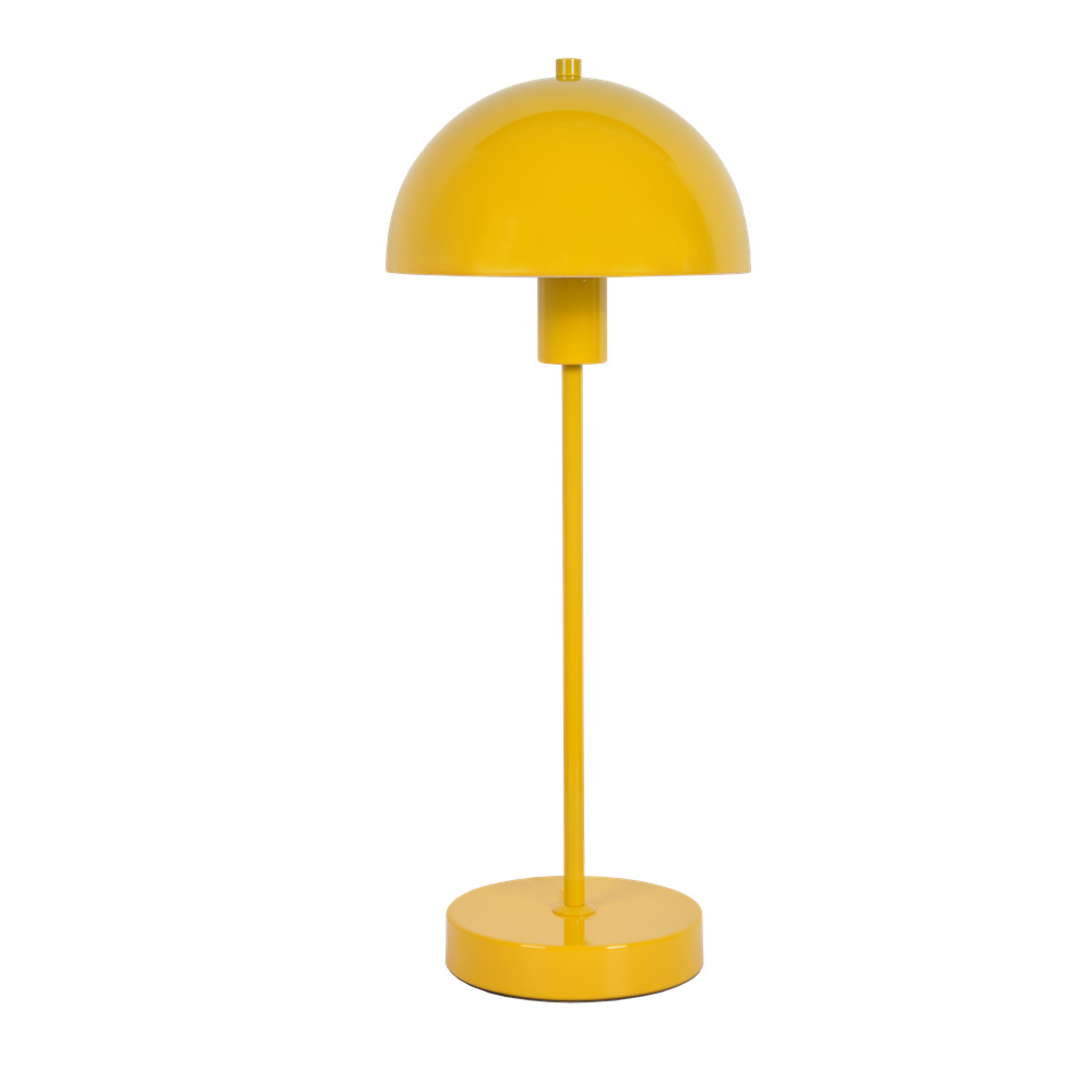 Vienda 48cm Geel tafellamp Van Herstal - De Vienda tafellamp heeft een klassiek en elegant design, waardoor de lamp jarenlang in huis gebruikt kan worden.