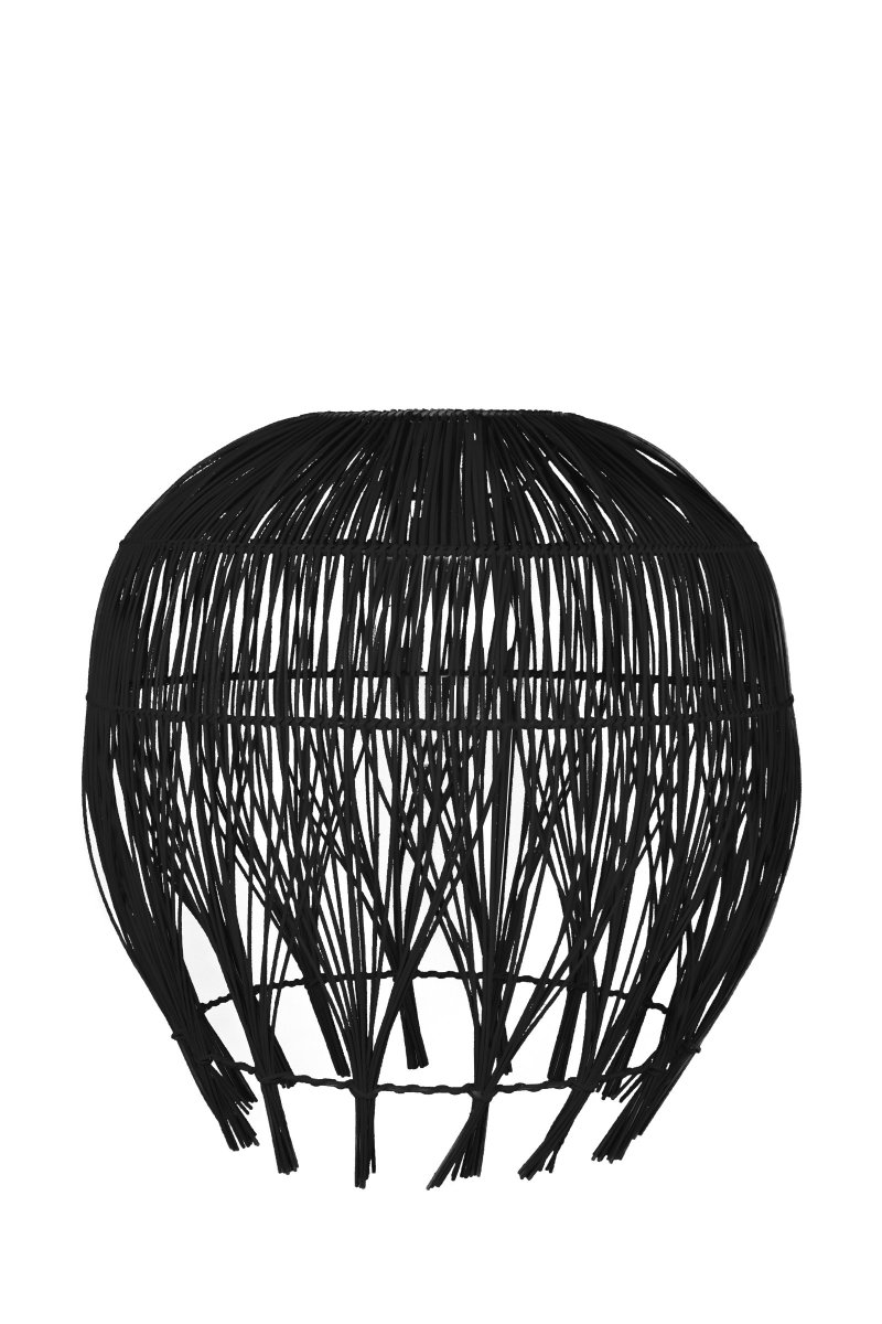Montego Ø50 Zwart hanglamp Van Globen Lighting - Deze lampenkap is gemaakt van zwart rotan en de ophanging is apart verkrijgbaar.