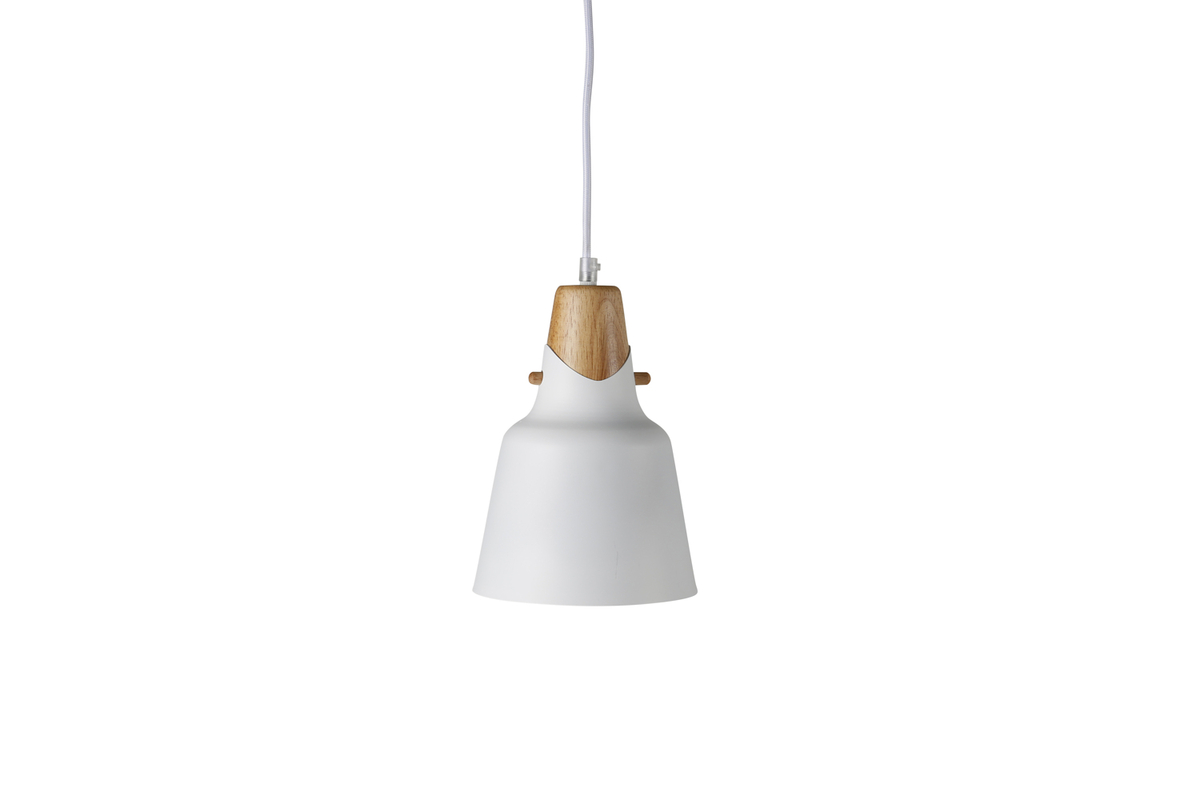Rigel Ø16 Wit hanglamp Van Venture Design - Met de Rigel plafondlamp haal je moderne en strakke verlichting in huis die in de meeste kamers en interieurstijlen past.