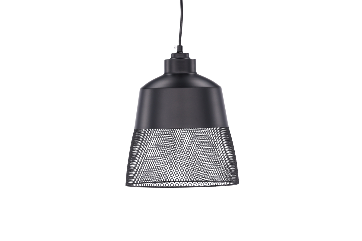 Toulon Ø24 Zwart hanglamp Van Venture Design - De matzwarte ijzeren voet zorgt voor een stijlvolle uitstraling en het onderste deel van de lampenkap heeft een fijn maaspatroon dat de lamp uniek maakt en een aangenaam licht in de hele kamer verspreidt.