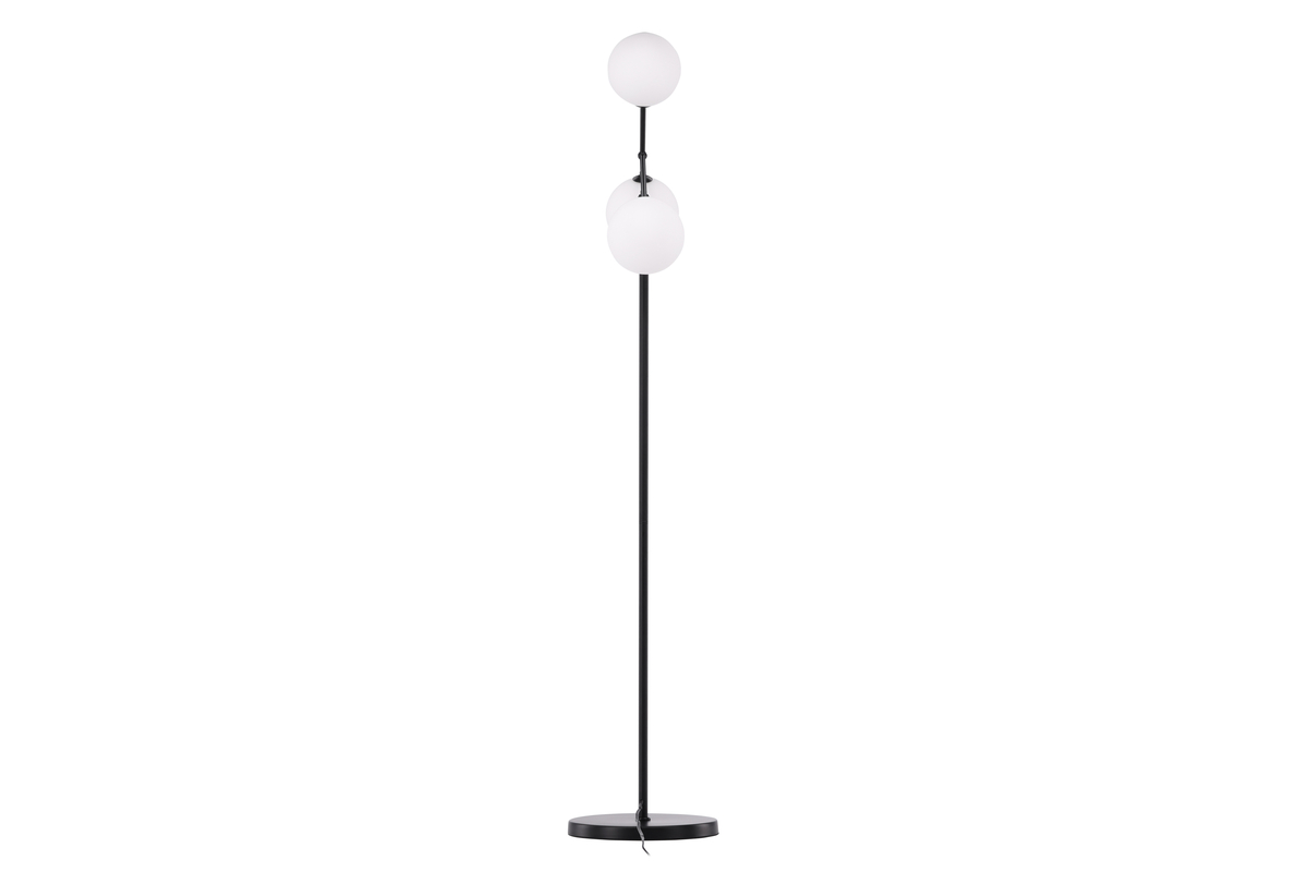 Marsan Zwart vloerlamp Van Venture Design - We raden aan de lamp in een hoek van de woonkamer te plaatsen voor een extra accent en een gezellige gloed.