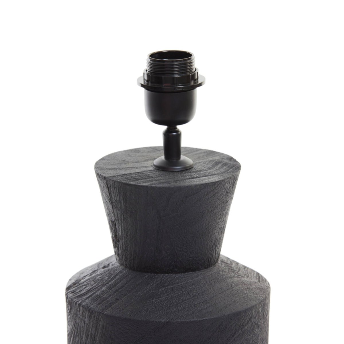Gregor 44cm Zwart lampenvoet Van Light & Living - Gemaakt van hout met een elegante matzwarte afwerking, biedt deze lampenvoet een modern en tegelijkertijd tijdloos design.