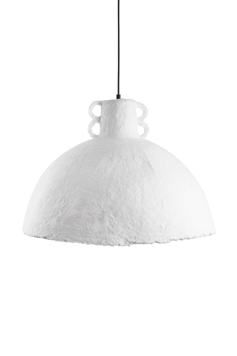 Maché Ø50 Wit hanglamp Van Globen Lighting - De ruwe structuur en het geluid op het bovenste gedeelte is een trendy uitdrukking.