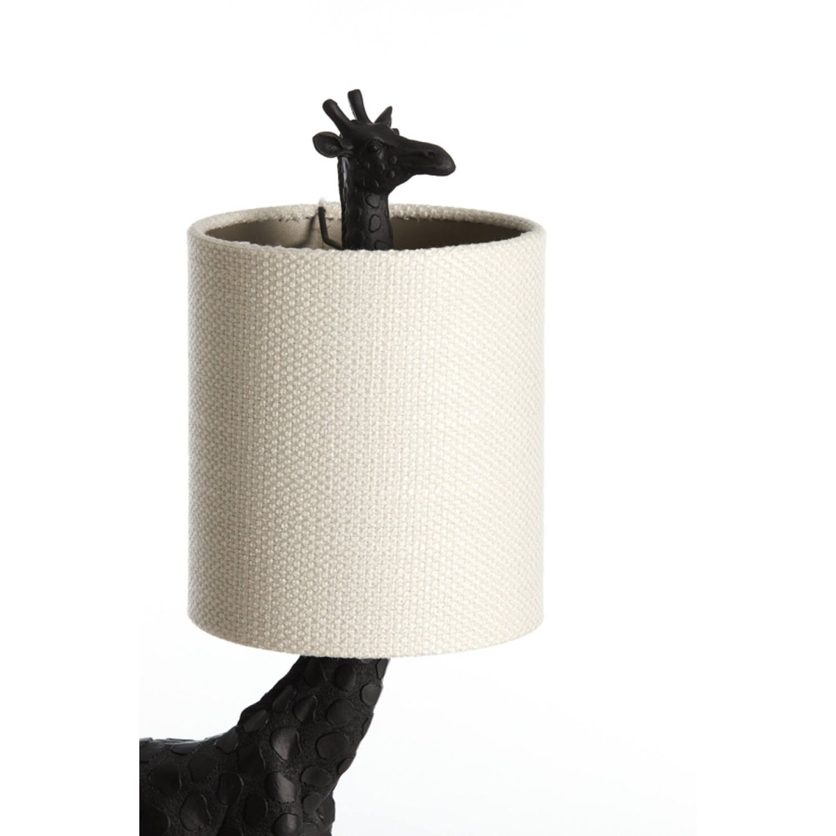 Giraffe 68cm Zwart tafellamp Van Light & Living - De zwarte giraffevoet zorgt voor een charmante toets, terwijl de crèmewitte lampenkap een zacht en aangenaam licht verspreidt.