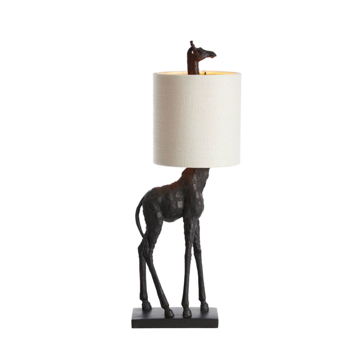 Giraffe 68cm Zwart tafellamp Van Light & Living - De zwarte giraffevoet zorgt voor een charmante toets, terwijl de crèmewitte lampenkap een zacht en aangenaam licht verspreidt.