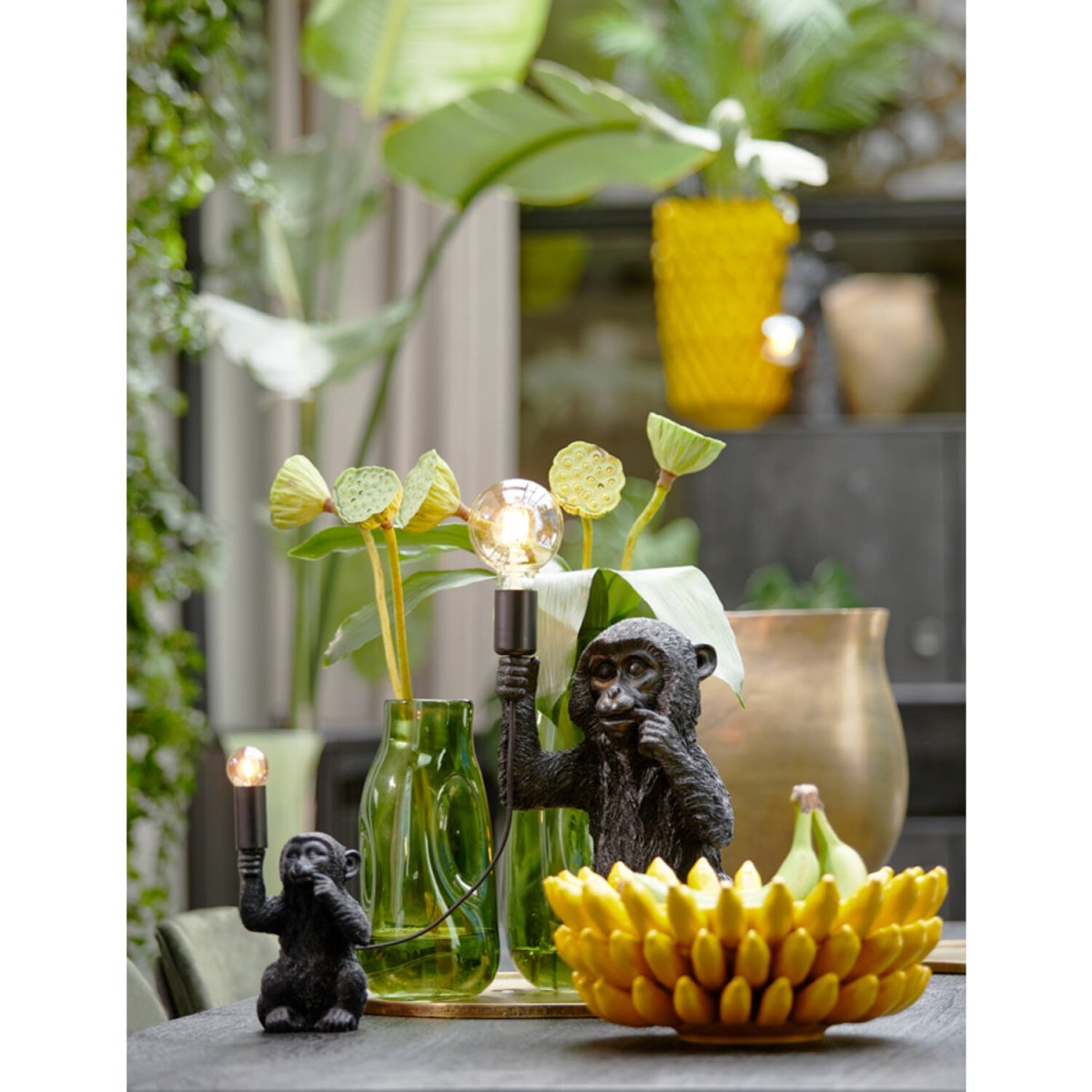 Monkey 23cm Zwart tafellamp Van Light & Living - Monkey is een speelse lamp met karakter, laat hem uw huis verlichten met zijn unieke en charmante design!