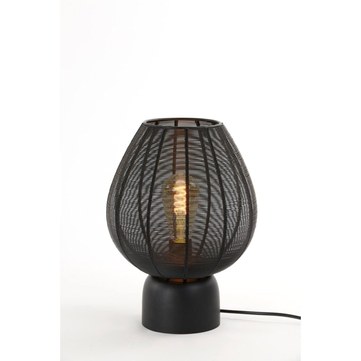 Suneko 34cm Zwart tafellamp Van Light & Living - Suneko is een stijlvolle lamp in matzwart ijzer, waarbij de luchtige constructie voor een prachtig lichtspel zorgt.