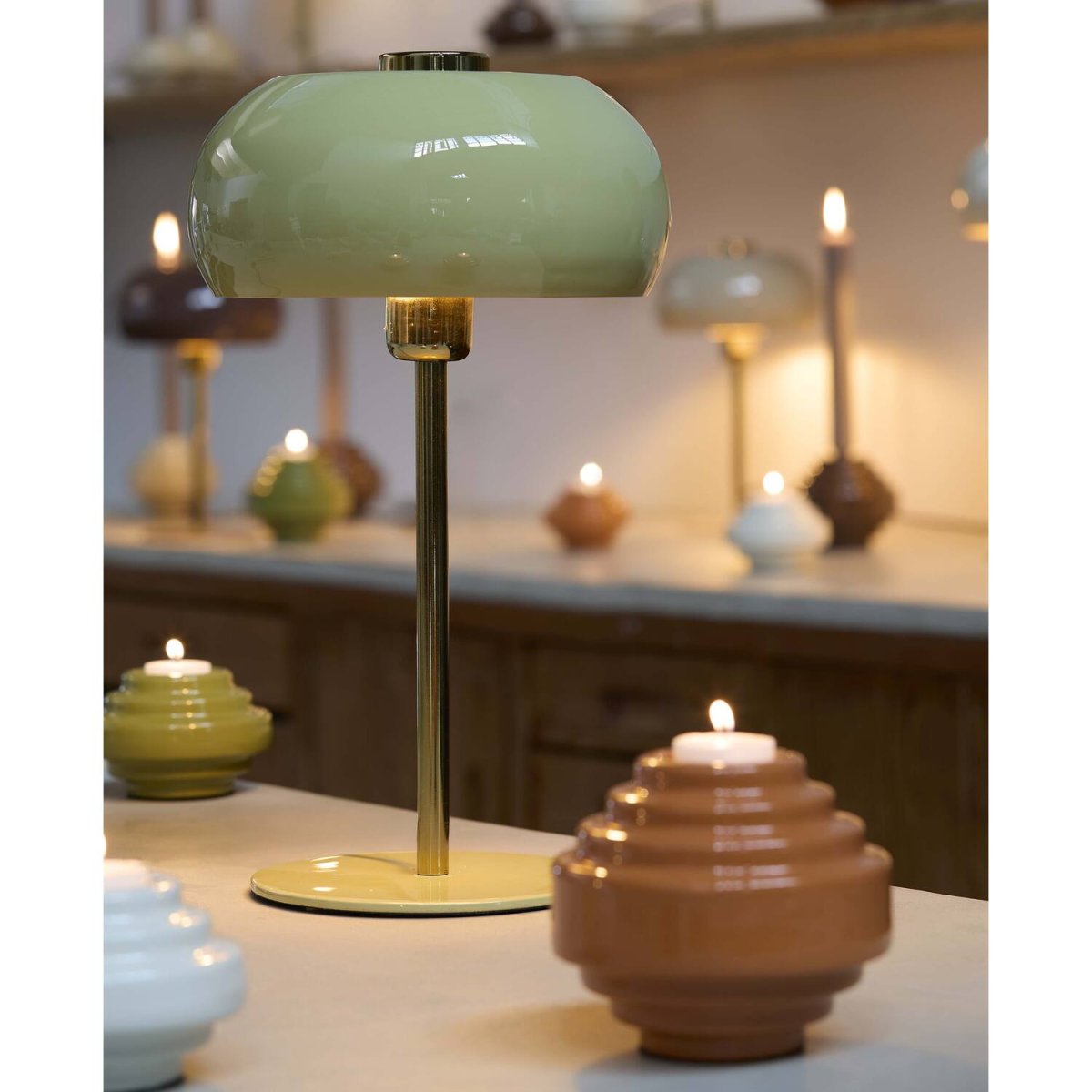 Surin 40cm Lichtgroen tafellamp Van Light & Living - 
