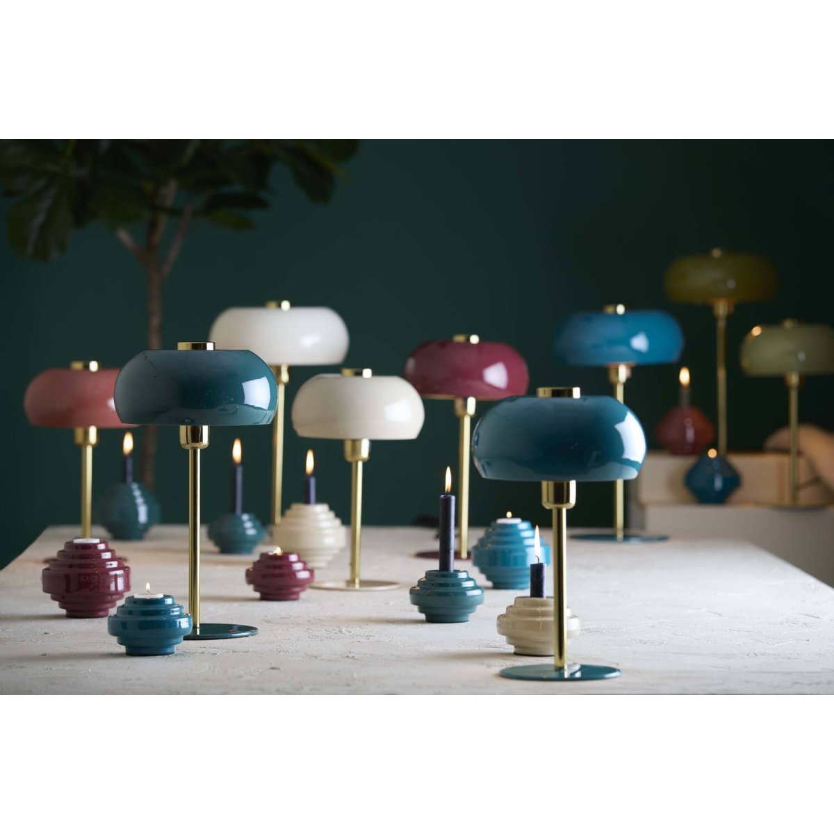 Surin 40cm Donkergroen tafellamp Van Light & Living - 