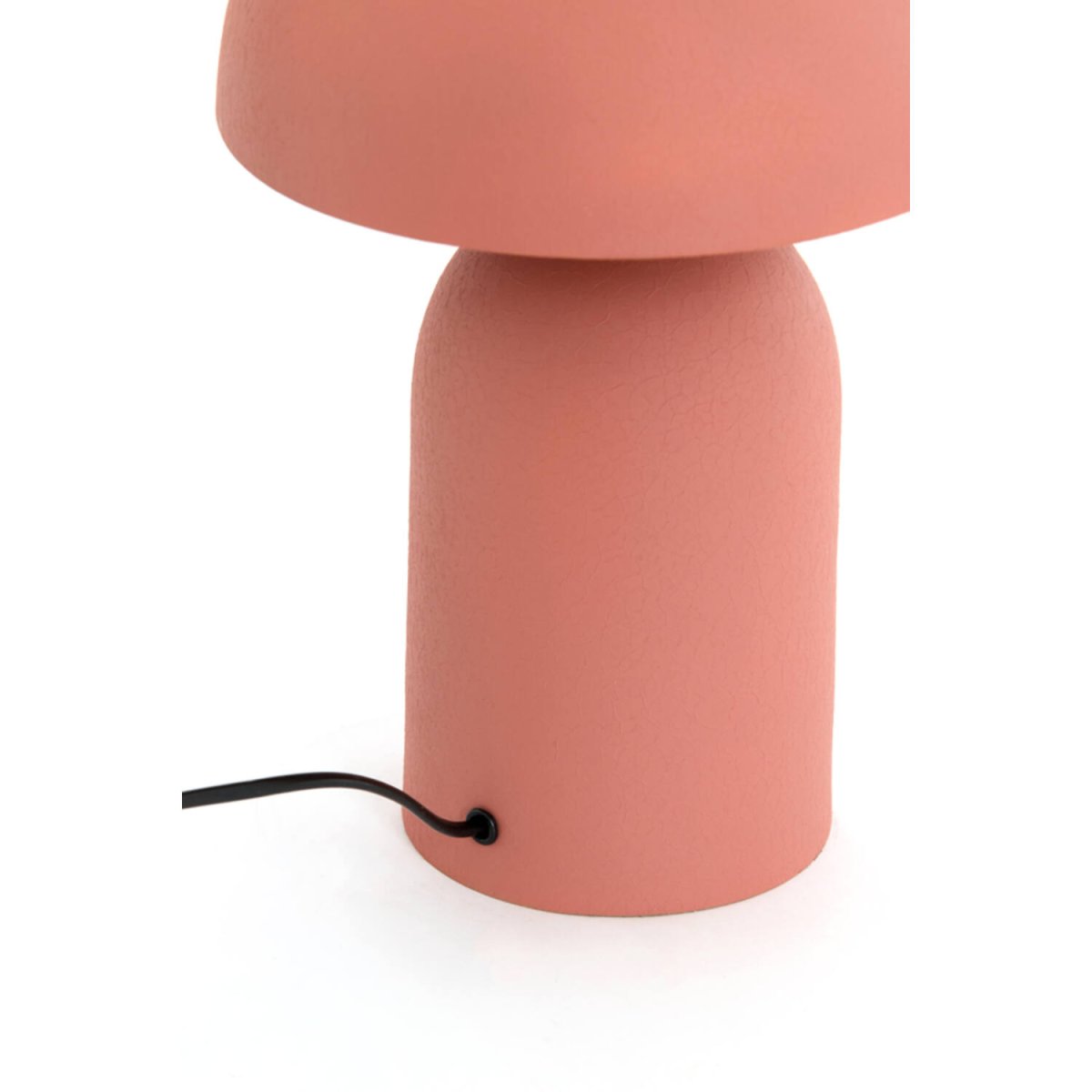 Tolima 48cm Roze tafellamp Van Light & Living - Het matte oppervlak en de harmonieuze kleurtoon van de lamp verspreiden een warme, comfortabele sfeer in de kamer - perfect als sfeerverlichting op het nachtkastje, in het raam of op een plank.