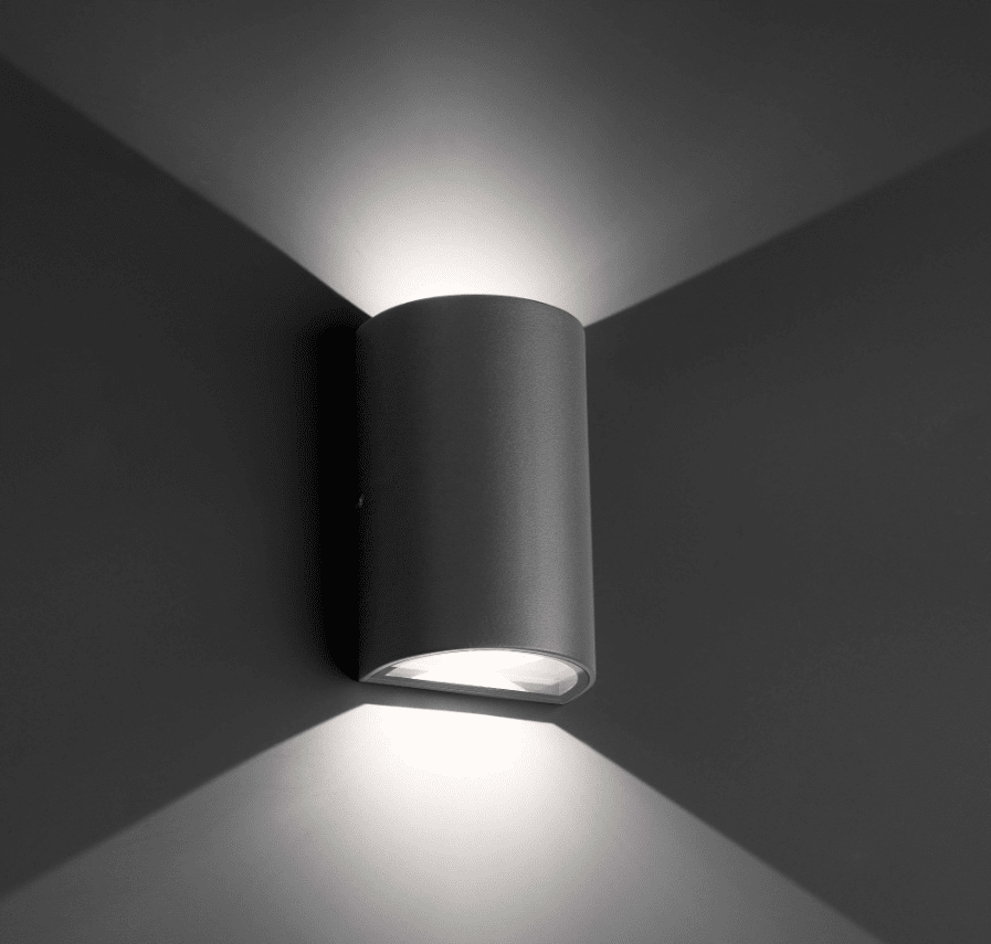 Lace Grijs buitenlamp Van Faro Barcelona - Lace met LED-technologie, gemaakt van aluminium, heeft een diffuser van gehard glas.