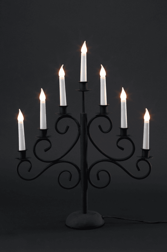 Smide 7 Zwart Van Pixie Design - Ideaal om een gezellige en klassieke sfeer in huis te cre&euml;ren, vooral tijdens de kerstdagen.