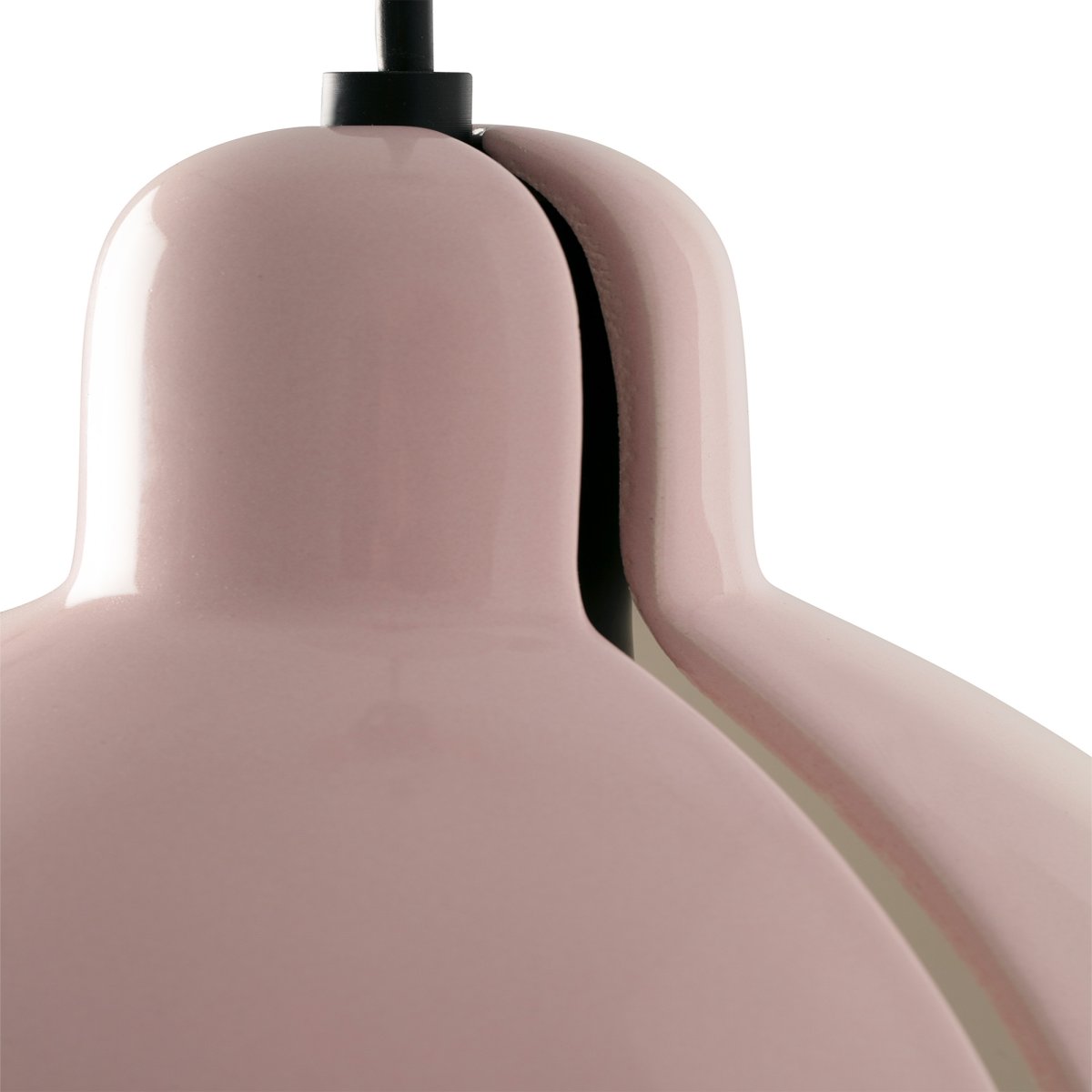 Venice Ø20 Roze hanglamp Van Faro Barcelona - Venice 200 cre&euml;ert een warme sfeer en vormt een echte blikvanger in de ruimte.