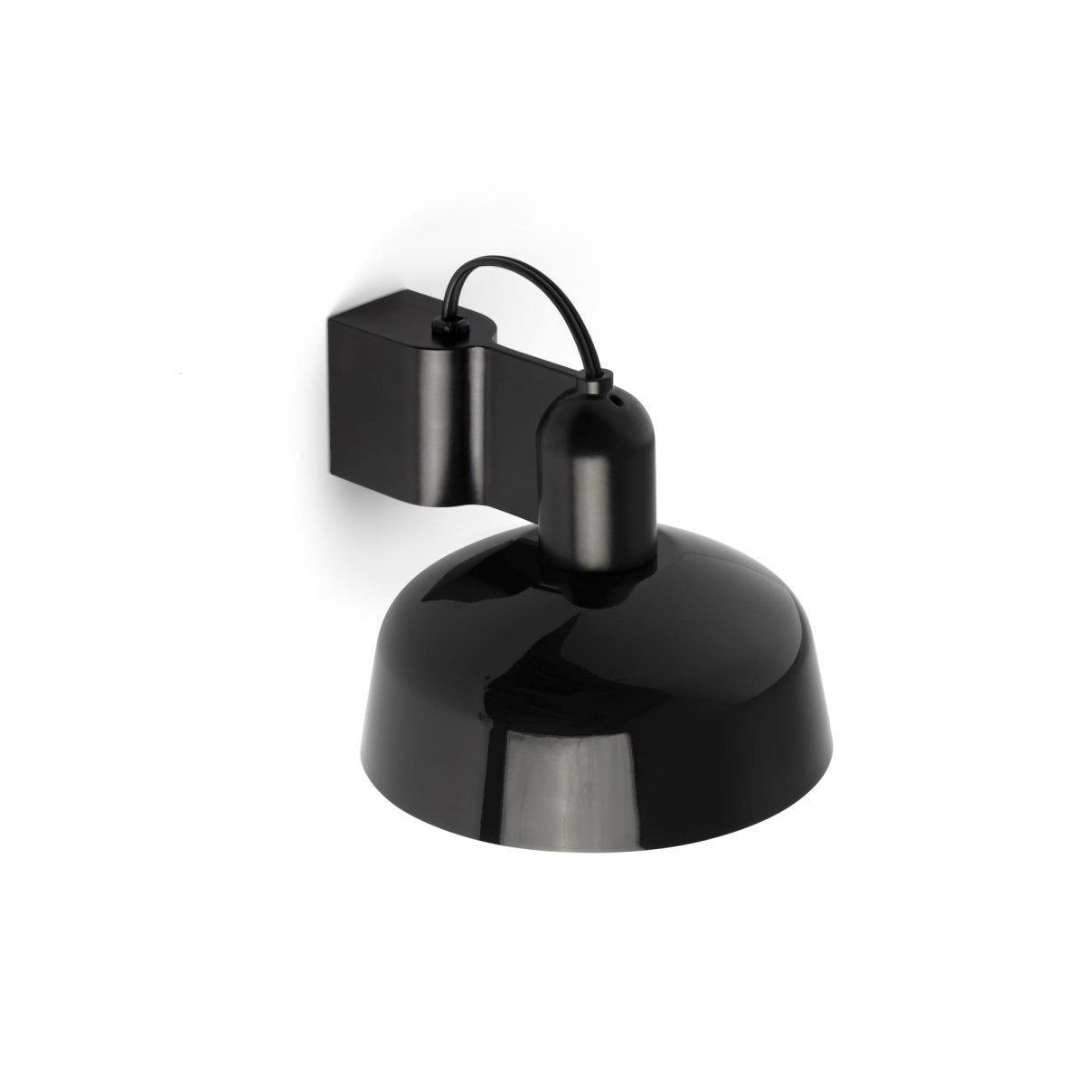 Tatawin Ø18 Zwart wandlamp Van Faro Barcelona - Tatawin is een wandlamp met een zwarte structuur en een zwarte metalen kap die gericht licht geeft.