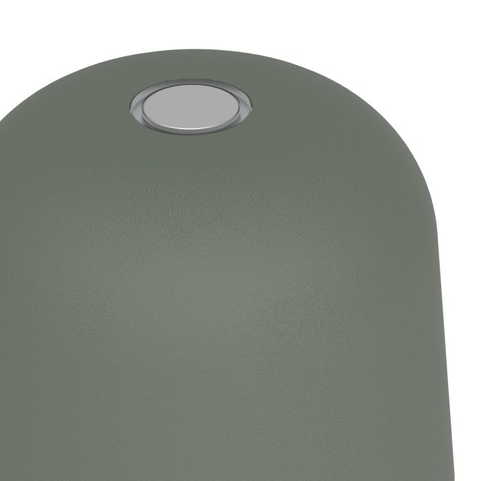 Mannera 20cm Groente Draagbare Van Eglo - U kunt hem eenvoudig opladen met de meegeleverde USB-kabel, zodat u hem gemakkelijk overal mee naartoe kunt nemen - of u nu op het terras, in de tuin of op een picknick bent.