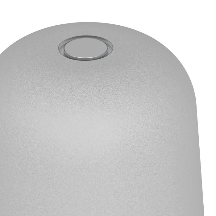 Mannera 20cm Grijs Draagbare Van Eglo - U kunt hem eenvoudig opladen met de meegeleverde USB-kabel, zodat u hem gemakkelijk overal mee naartoe kunt nemen - of u nu op het terras, in de tuin of op een picknick bent.