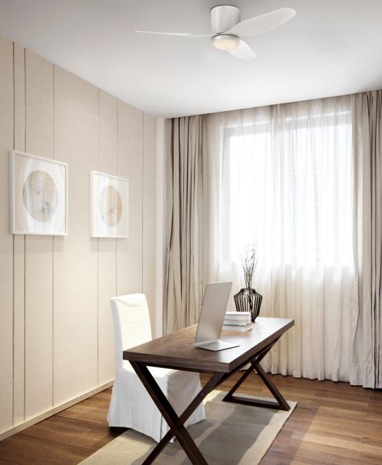 Carla Ø117 Wit Van Westinghouse - De Carla plafondventilator is een moderne en energiezuinige ventilator met een diameter van 117 cm, perfect voor middelgrote tot grote ruimtes zoals slaapkamers, woonkamers en keukens.