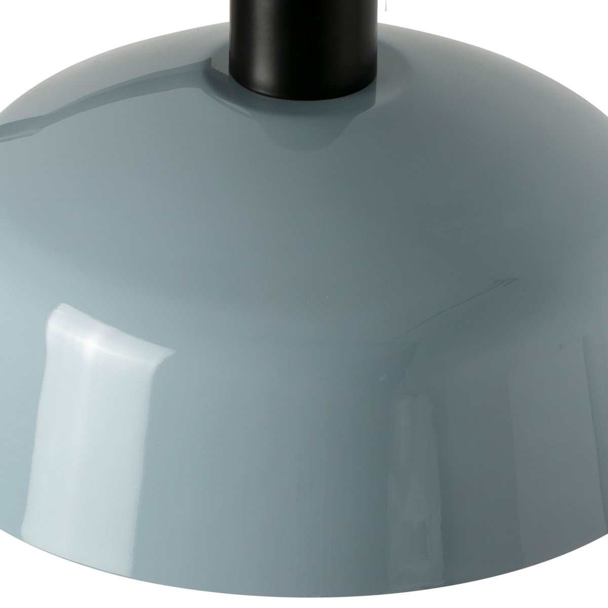 Tatawin Ø90 Grijsblauw hanglamp Van Faro Barcelona - Tatawin is een plafondlamp met een zwarte structuur en vijf grijsblauwe metalen kappen die een gericht, vloeiend licht verspreiden.