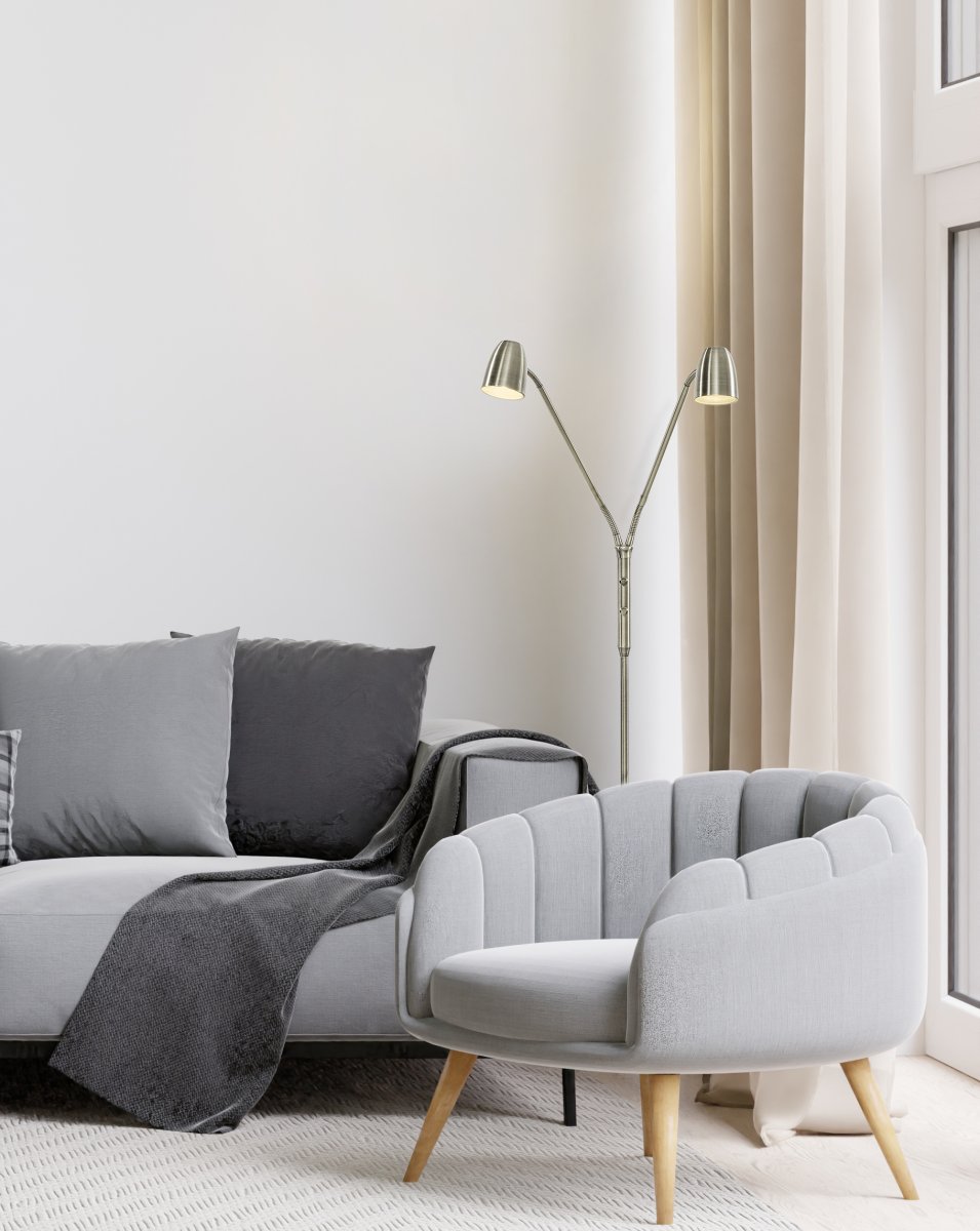 Sandnes 2 Staal vloerlamp Van Aneta Lighting - Wordt geleverd met een 2 meter lang snoer en stekker.