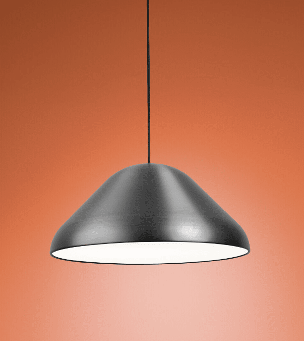 Enna Ø43 Staal hanglamp Van Airam - De grote en ronde pendelarmatuur in roestvrij staal is geschikt voor vele soorten interieurs en als eettafelarmatuur.