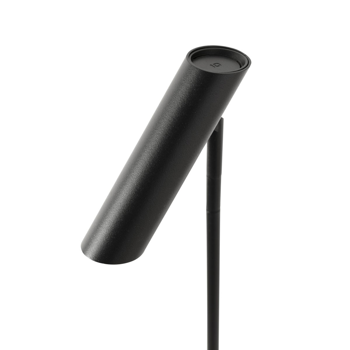 Leo Zwart vloerlamp Van Faro Barcelona - Leo is een zwarte staande lamp met ge&iuml;ntegreerde led die veelzijdigheid combineert met modern design.