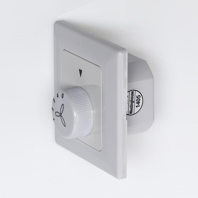 4-Staps Muurbediening Van Westinghouse - Het heeft vier snelheidsniveaus en een aan/uit-functie voor de ventilator.