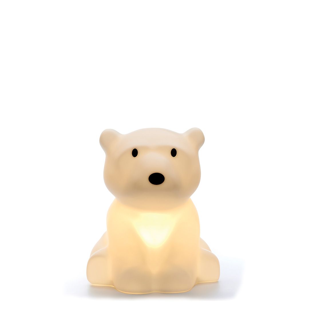 Nanuk Star Light Wit kinderlamp Van Mr Maria - Nanuk, bekend en geliefd om zijn verhalen en stijlvolle expressie, vormt een uniek en rustgevend detail in de kamer.