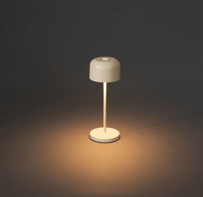 Lille 20cm Zand Draagbare Van Konstsmide - De lamp is voorzien van een touchdimmer, waarmee u de helderheid en kleurtemperatuur kunt aanpassen van warmgeel tot warmwit licht.