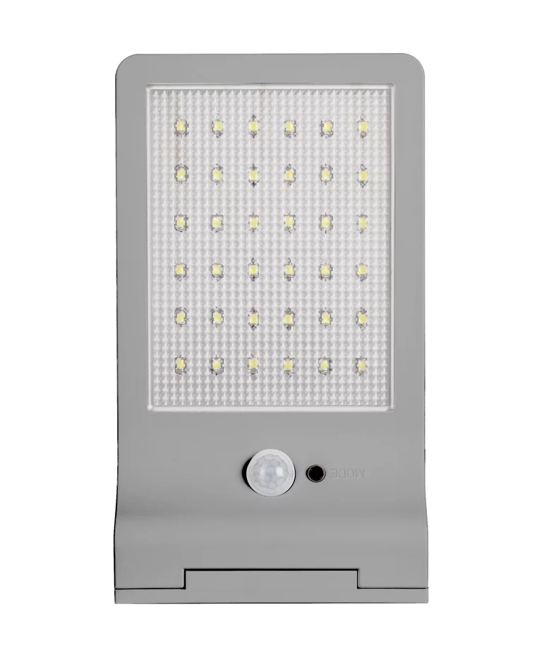 DoorLED Sensor Zilver solarlamp Van Ledvance - De ingebouwde bewegings- en daglichtsensor zorgt ervoor dat de lamp automatisch aangaat bij beweging en optimaliseert zo het energieverbruik.