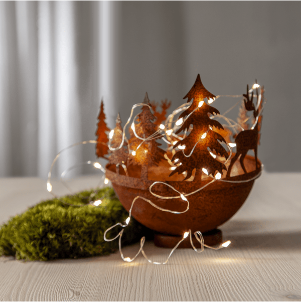 Lichtsnoer Dew Drop 4m Zilver Van Star Trading - De lus is zilverkleurig en geeft warm wit licht.