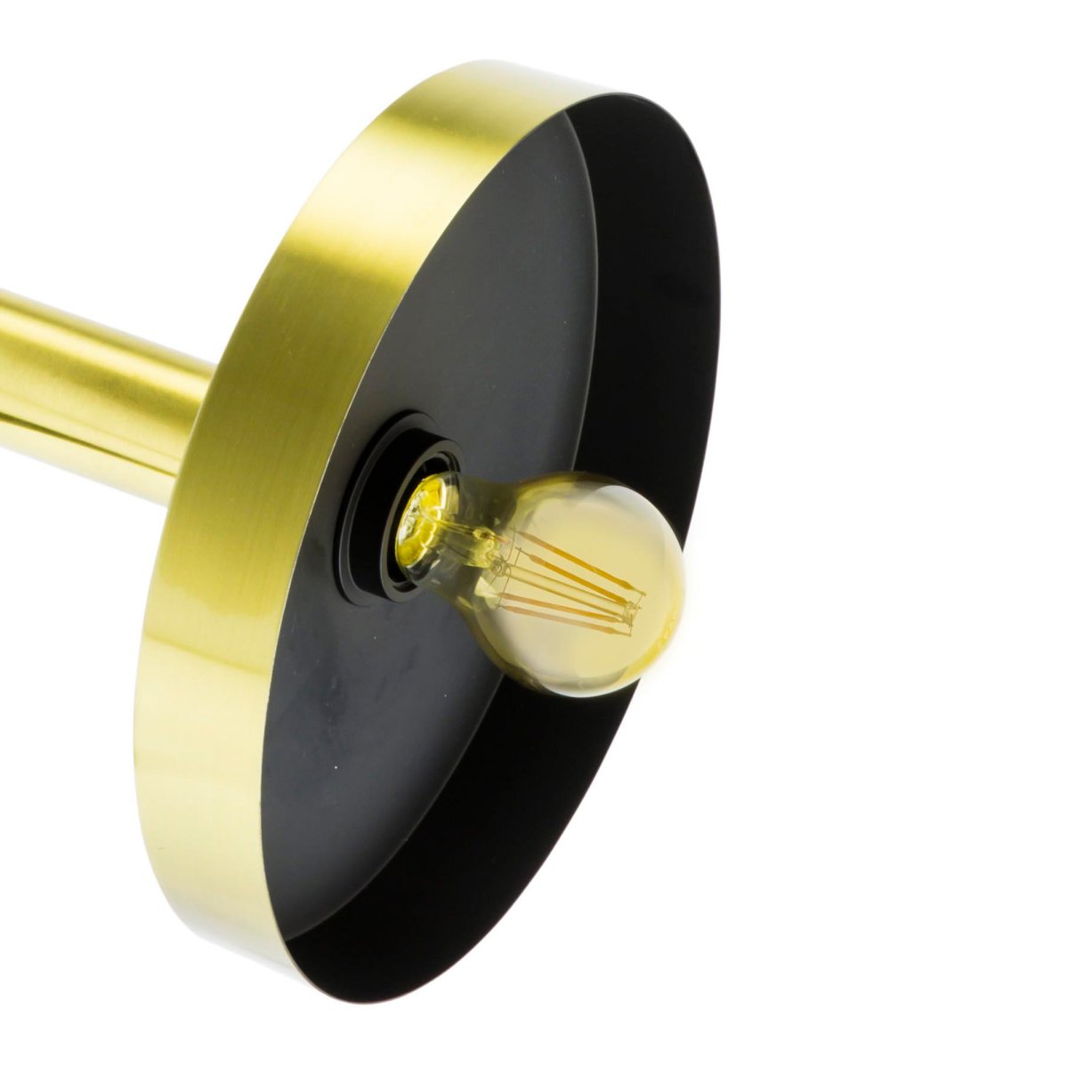 Whizz Goud vloerlamp Van Faro Barcelona - Whizz is een exclusieve staande lamp, ontworpen door Christoph Friedrich Wagner, die moderne materiaalkeuzes combineert met een tijdloze vorm.