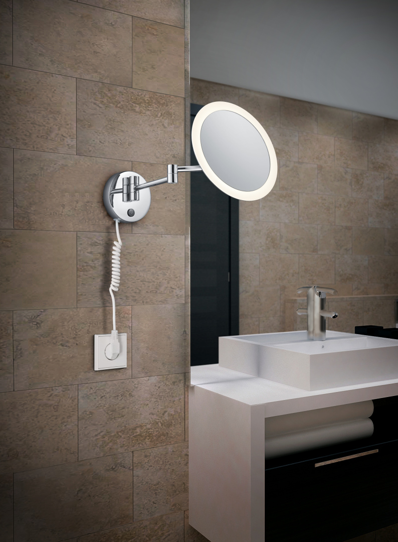 View Ø20 Chroom badkamerlamp Van Trio Lighting - Ervaar perfecte functionaliteit en stijl met de View LED-wandspiegel - een elegante ronde spiegel met geïntegreerde verlichting en een chromen afwerking die in elke badkamer past.