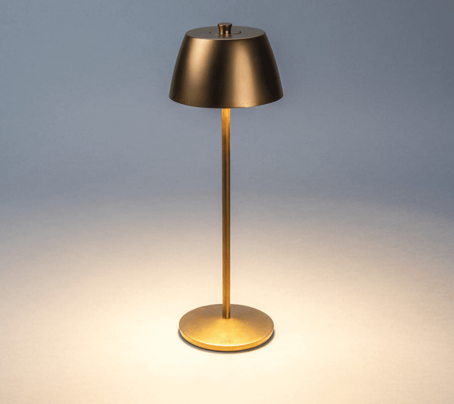 Èze 32cm Mat koper Draagbare Van Konstsmide - De lamp is voorzien van een touchdimmer, waarmee u de helderheid en kleurtemperatuur kunt aanpassen van warmgeel licht tot warmwit licht.