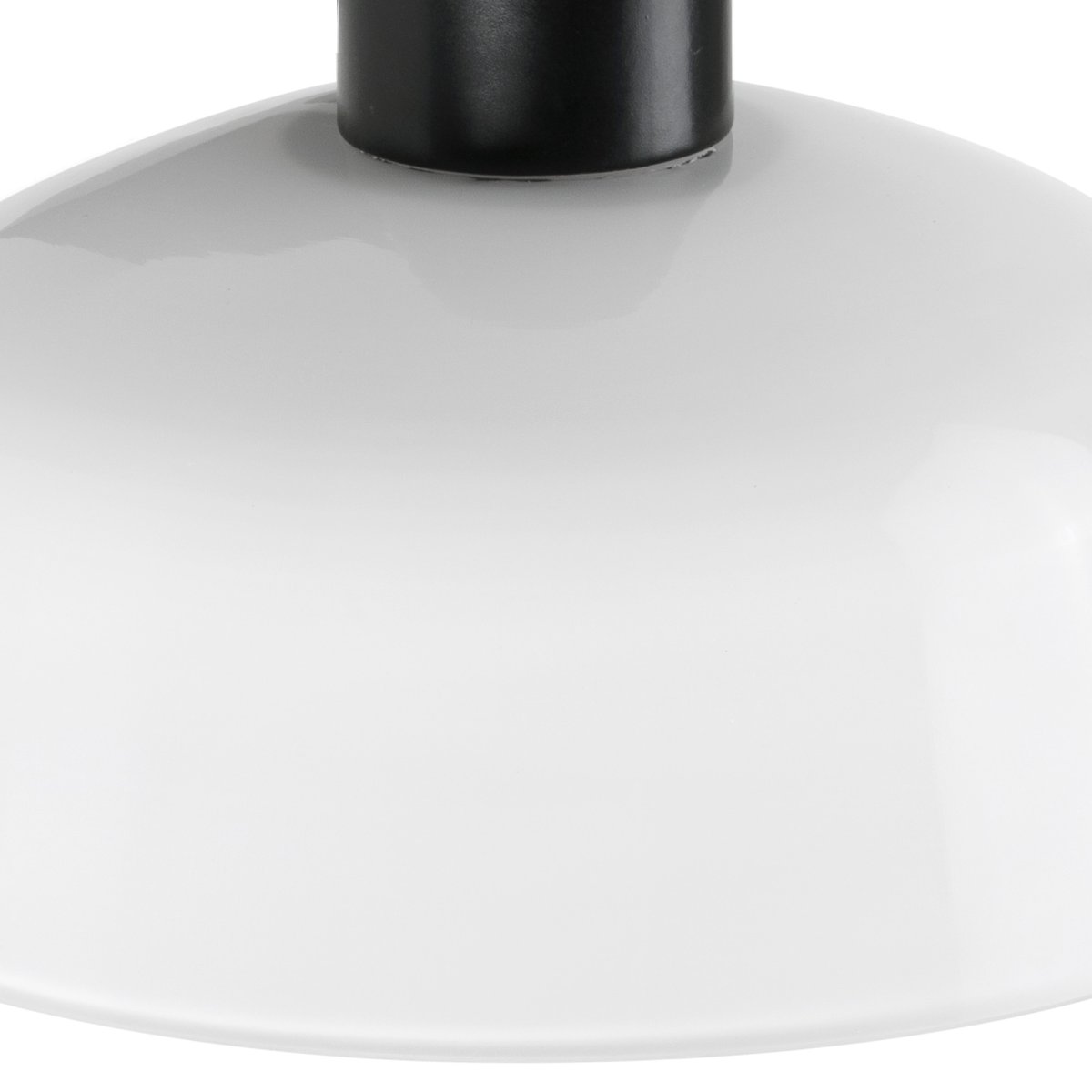 Tatawin Ø25 Wit hanglamp Van Faro Barcelona - Tatawin is een plafondlamp met een zwarte structuur en een witte metalen kap die een gericht, sfeervol licht verspreidt.