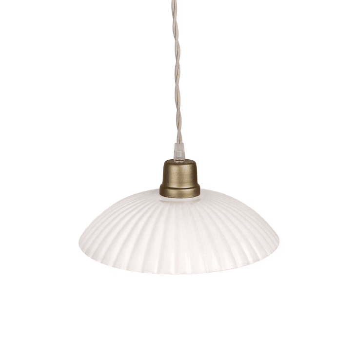 Ingrid Groot Ø24 Wit raamlamp Van Strömshaga - Geen stroomonderbreker op het snoer of kroonconnector, kies zelf of u een contact met de muur of het plafond wilt verbinden.