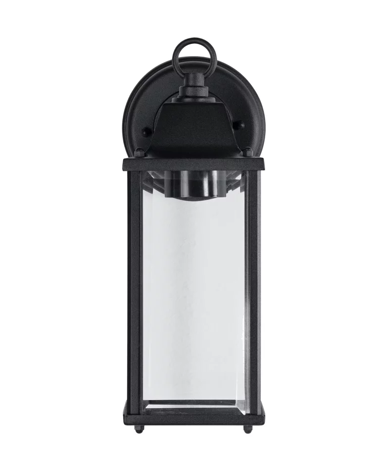 Lantern Square M Zwart buitenlamp Van Ledvance - Lantern Square is een stijlvolle wandlamp met een klassiek lantaarnontwerp die een tijdloze en elegante uitstraling geeft aan gevels, ingangen en patio's.
