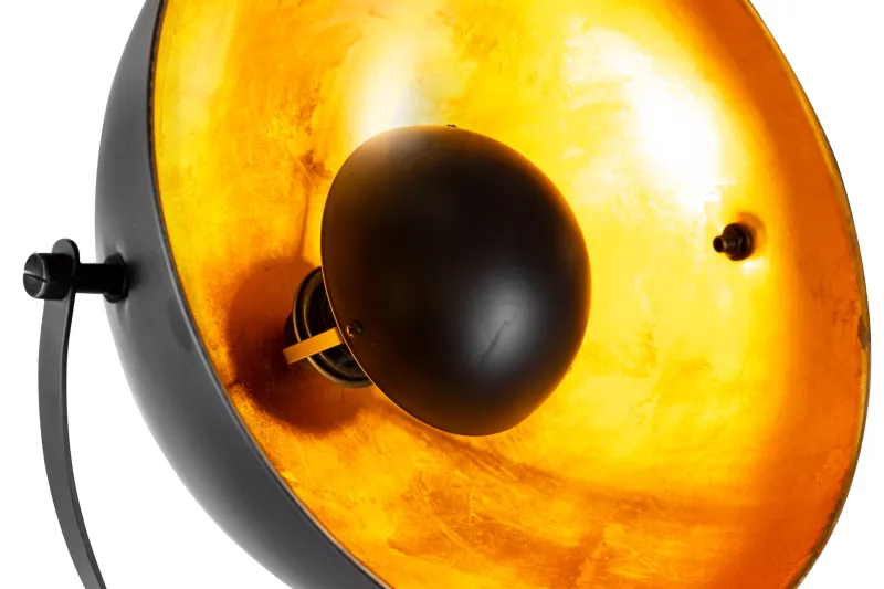 Timo Zwart vloerlamp Van Globo Lighting - Timo&nbsp;&auml;r en modern golvlampa med en industriell touch som ger rummet en varm och inbjudande atmosf&auml;r.