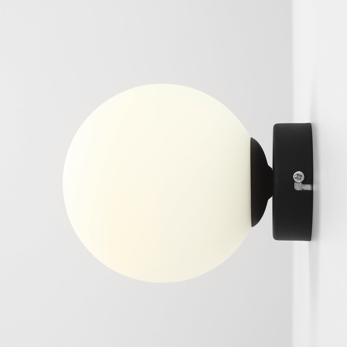 Ball Ø15 Zwart wandlamp Van Artera - Perfect voor de hal, slaapkamer of woonkamer &ndash; een klein detail met een groot effect.