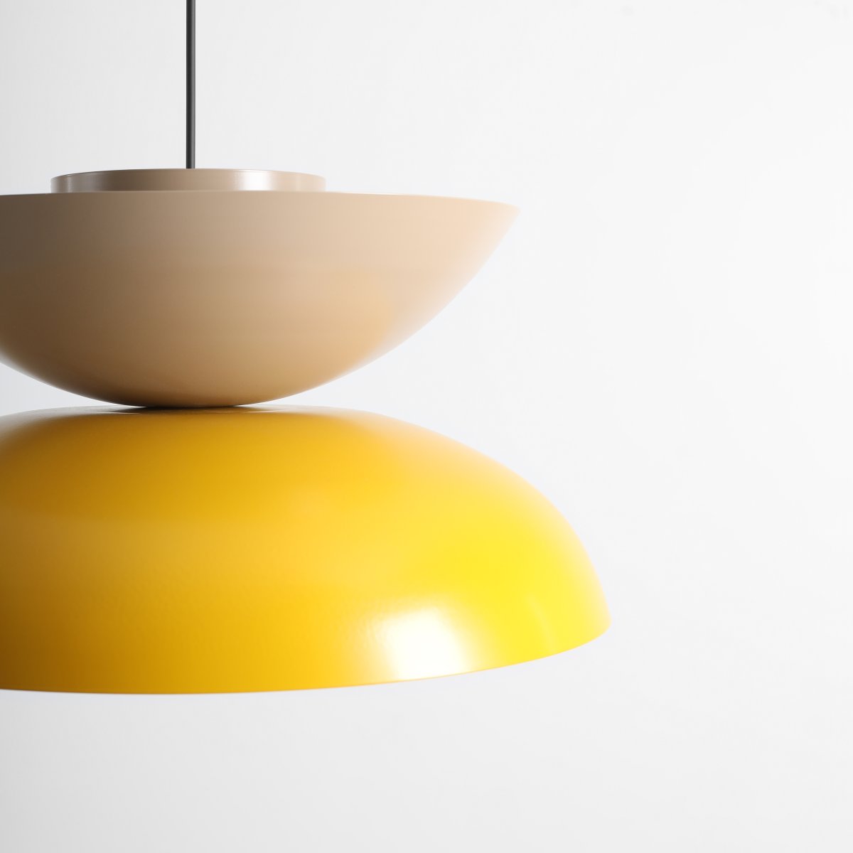 Millo Ø47 Geel/beige hanglamp Van Artera - Met zijn mosterdgele en beige kleuren is het een speels en stijlvol element in het interieur.