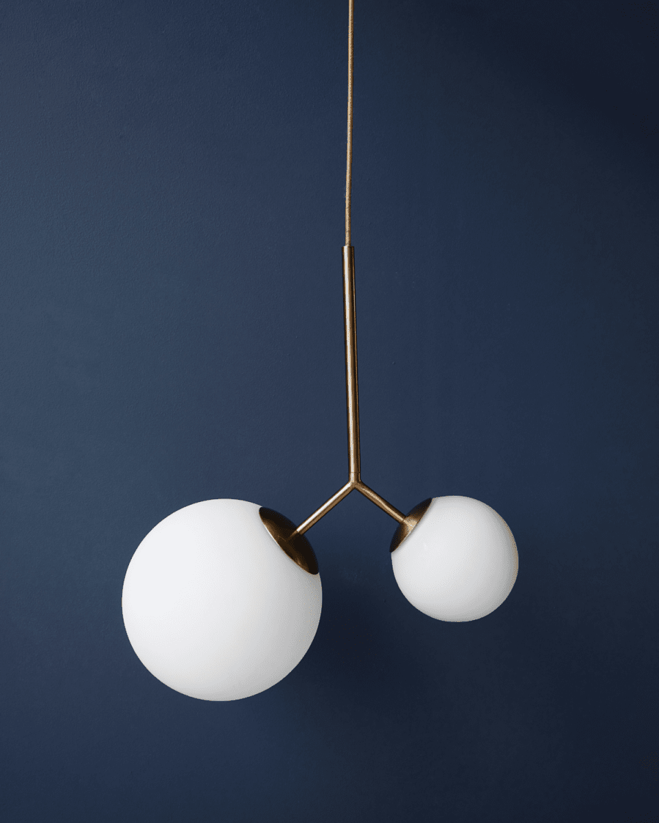 Twice 70cm Messing hanglamp Van House Doctor - Plaats hem in de hal, boven de eettafel of in een hoek van de woonkamer en creëer een prachtige en unieke gloed in het interieur.
