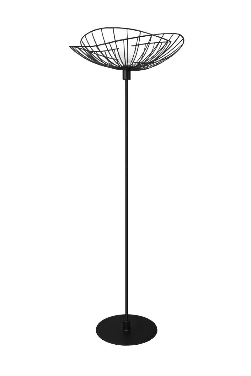 Ray Zwart vloerlamp Van Globen Lighting - De stijlvolle en grafische Ray is een serie waarbij de schermen op vier verschillende manieren gecombineerd kunnen worden, dit is de staande lamp uit deze serie.