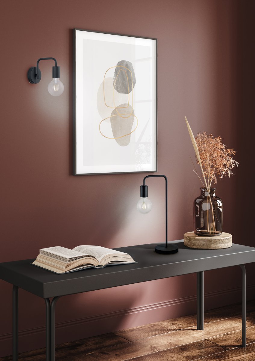 Diallo 20cm Zwart wandlamp Van Trio Lighting - Combineer de zwarte wandlamp gerust met een rook- of amberkleurige lichtbron voor een verfijnde look.