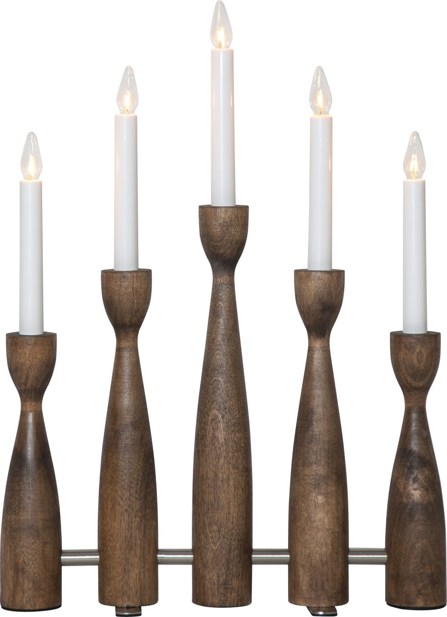 Midja 2.0 Bruin Van Star Trading - Walnootkleurige, elegante en moderne adventskandelaar van hout.