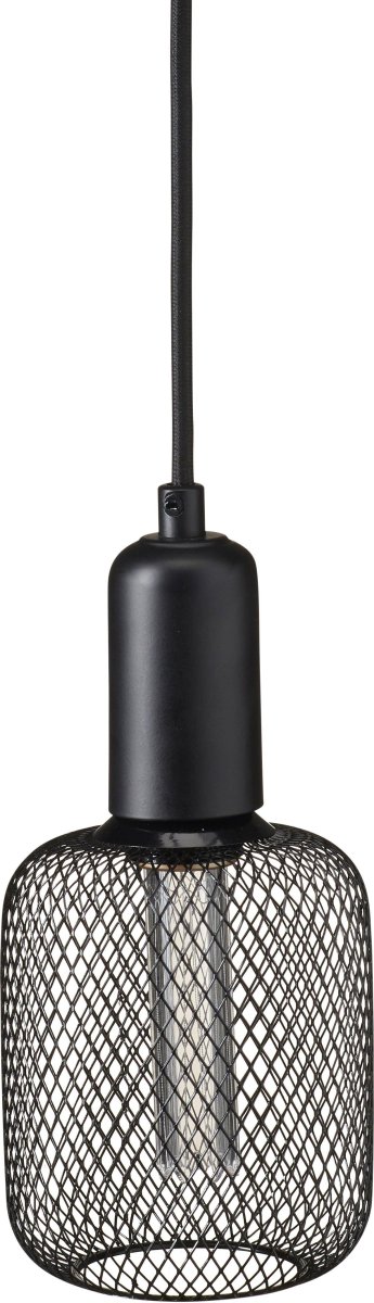 Grid Ø10 Zwart raamlamp Van PR Home - Zowel de lamphouder als de kap zijn gemaakt van metaal en gepoedercoat in een matzwarte afwerking.