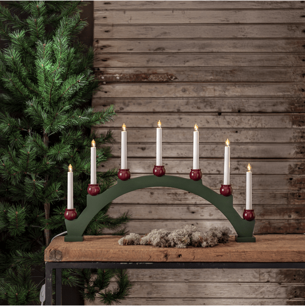 Mora Groente Van Star Trading - Wordt geleverd met een wit snoer van 1,8 m, een aan/uit-schakelaar en een stekker.