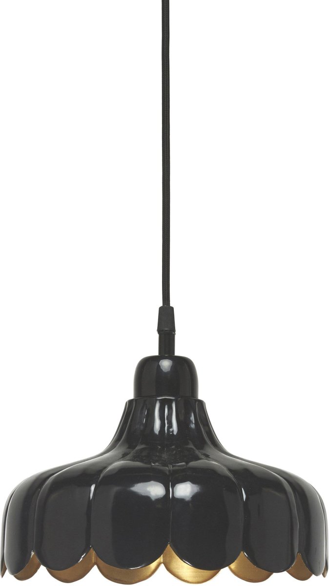 Wells Ø24 Zwart raamlamp Van PR Home - We lieten ons inspireren door een bloem en cre&euml;erden deze serie in verschillende modellen en kleuren.