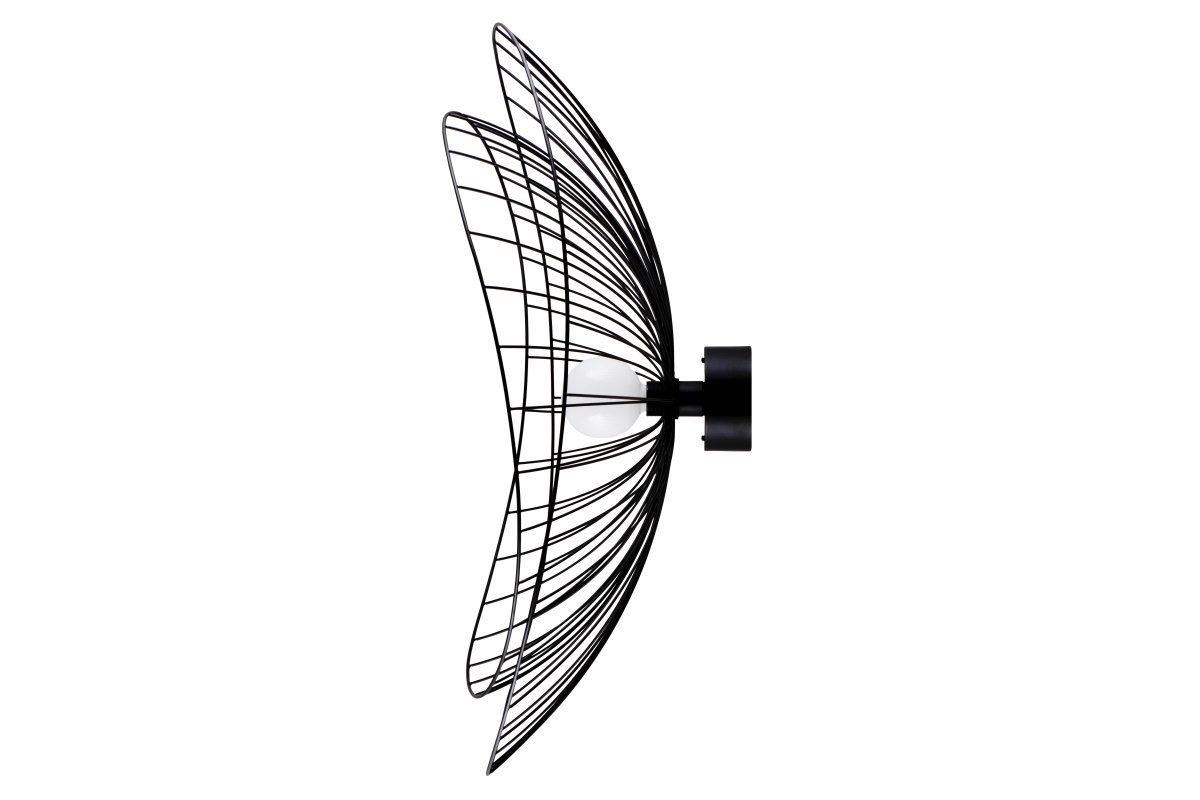 Ray Ø85 Zwart wandlamp Van Globen Lighting - De lamp kan zowel aan het plafond als aan de muur worden bevestigd, waardoor hij flexibel in gebruik is.